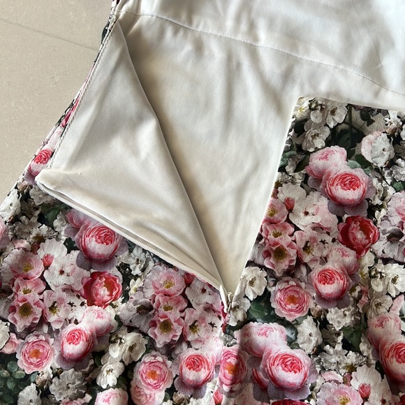 Zara Trafaluc Flower Dress 00 - Picture 5 of 9